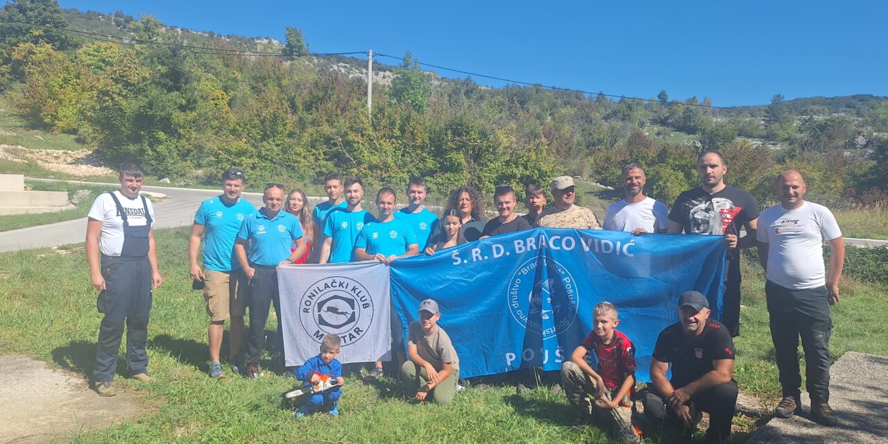 Prva ekološka akcija na jezeru Tribistovo