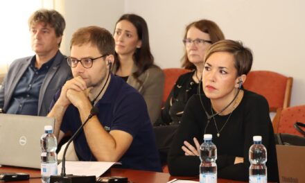 POSUŠJE: Stručno savjetovanje naziva„Energetske zajednice i proizvodnja električne energije iz fotonaponskih sustava za vlastite potrebe kućanstava i gospodarskih subjekata