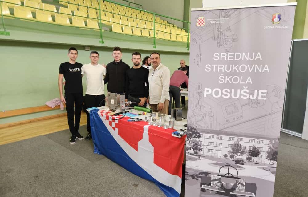 STRUKOVNA ŠKOLA POSUŠJE NA 17. NACIONALNOJ IZLOŽBI MLADIH INOVATORA I IZLOŽBI TEHNIČKOG STVARALAŠTVA MLADIH