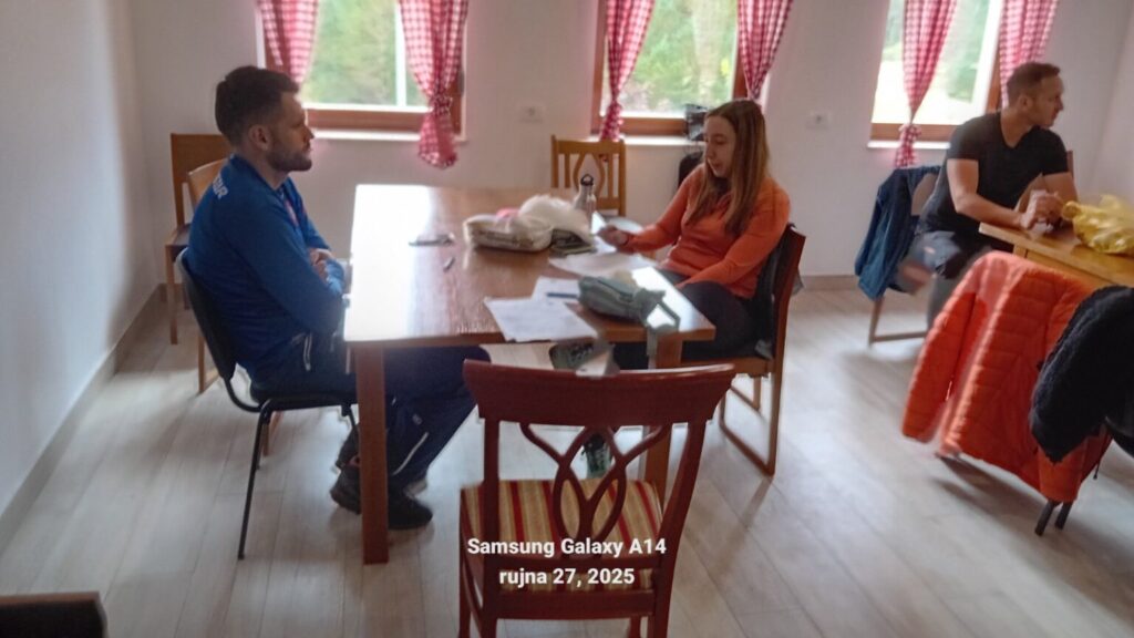 Održan VI. ispit za vodiče standarda A (ljetno planinarenje) Održan VI. ispit za vodiče standarda A (ljetno planinarenje)