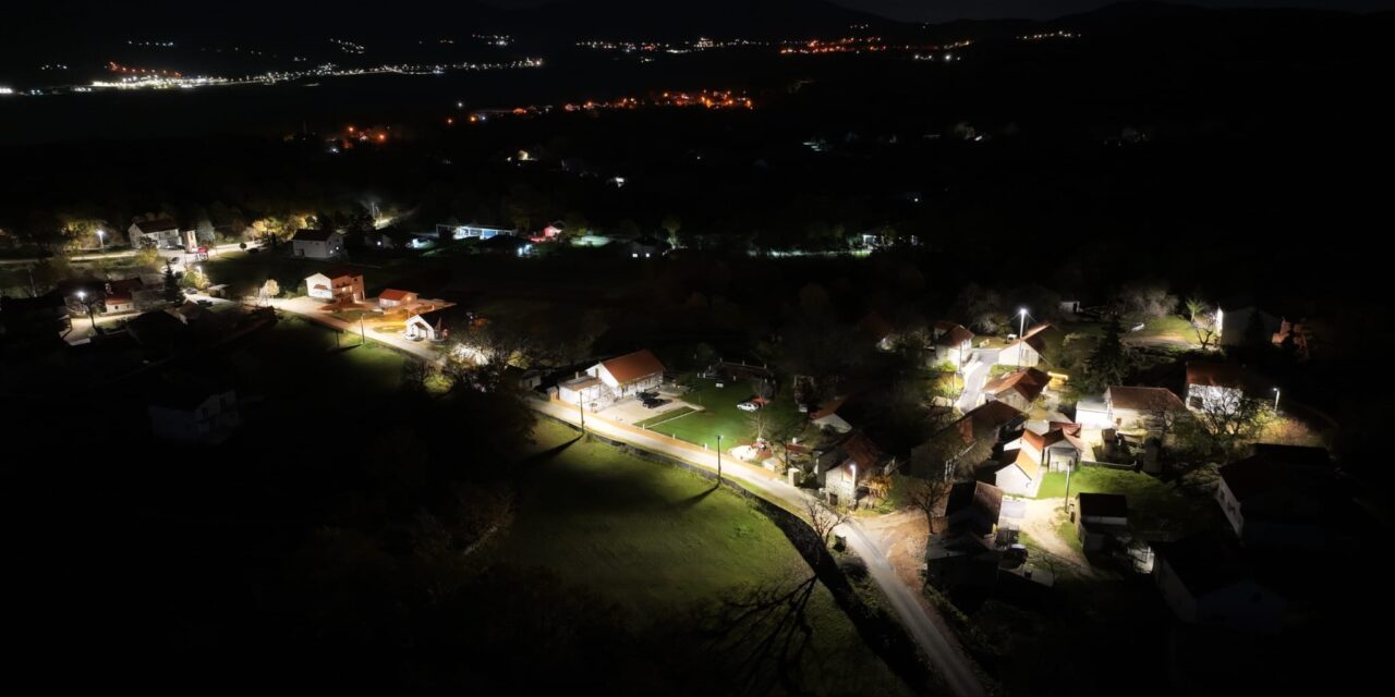 BATIN: Postavljena javna rasvjeta u zaseoku Senjaci