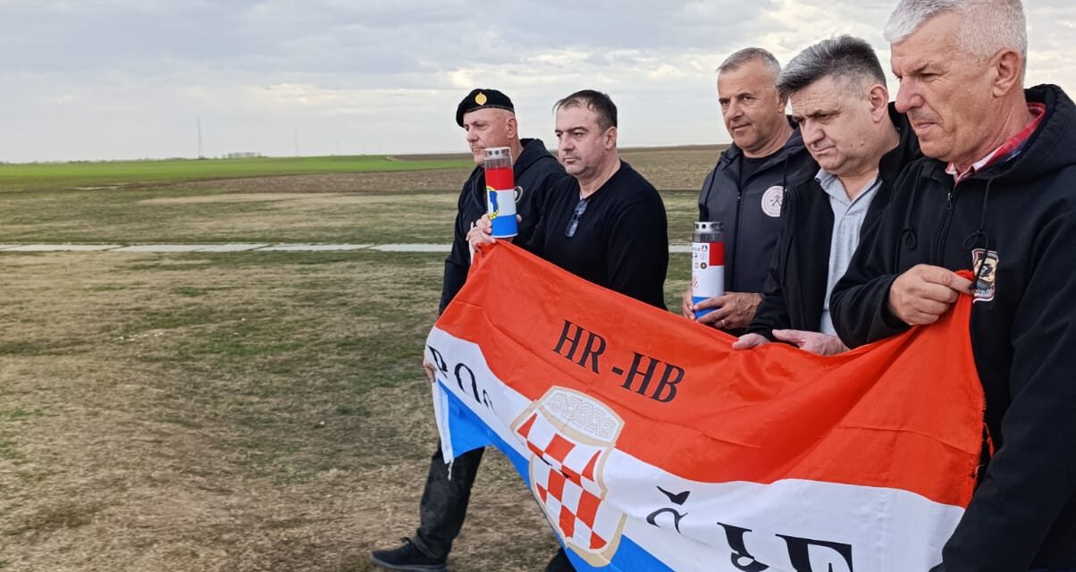 Posuško izaslanstvo u Vukovaru odaje počast žrtvama Domovinskog rata