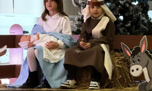 U znaku topline i zajedništva: Održana druga božićna priredba vrtića “Bajka”