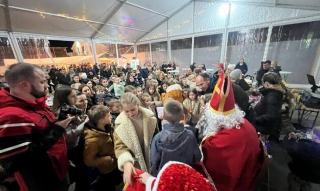 FOTO: U Rastovači održano još jedno adventsko druženje