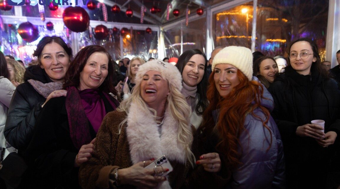 „Božić u Posušju 2025“ ne staje: Klapa Grga podigla atmosferu do kasno u noć