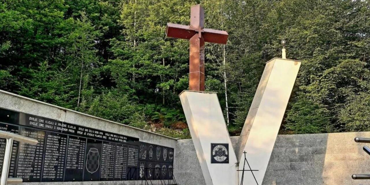 “Krvavi Badnjak”: 32 godine od zločina u Križančevom Selu