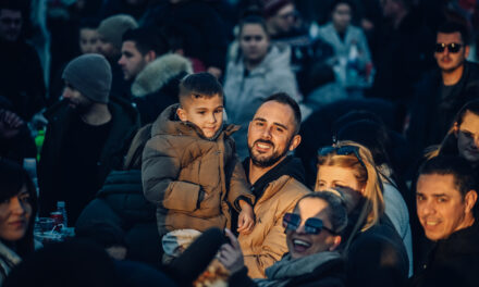 Dječja Nova godina dočekana na Trgu hrvatskih branitelja u Posušju