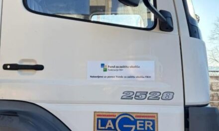 MINISTARSTVO PROSTORNOG UREĐENJA, GRADITELJSTVA I ZAŠTITE OKOLIŠA ZHŽ SUFINANCIRALO NABAVU VOZILA ZA ODVOJENO PRIKUPLJANJE OTPADA U POSUŠJU