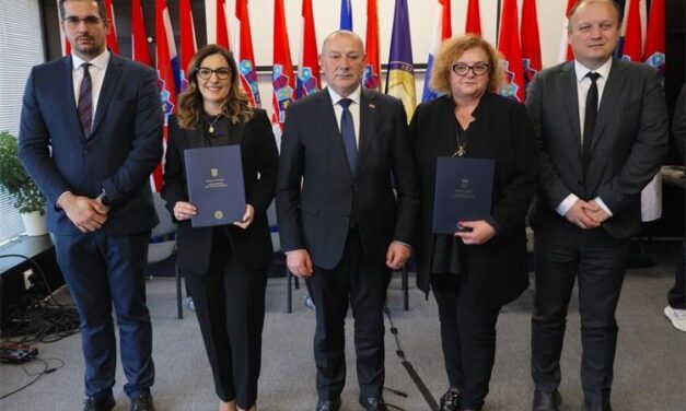 URUČENI SPORAZUMI: I ove godine učenici iz BiH idu u Vukovar!