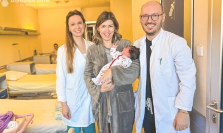 Mala Ana iz Posušja stigla točno minutu nakon ponoći