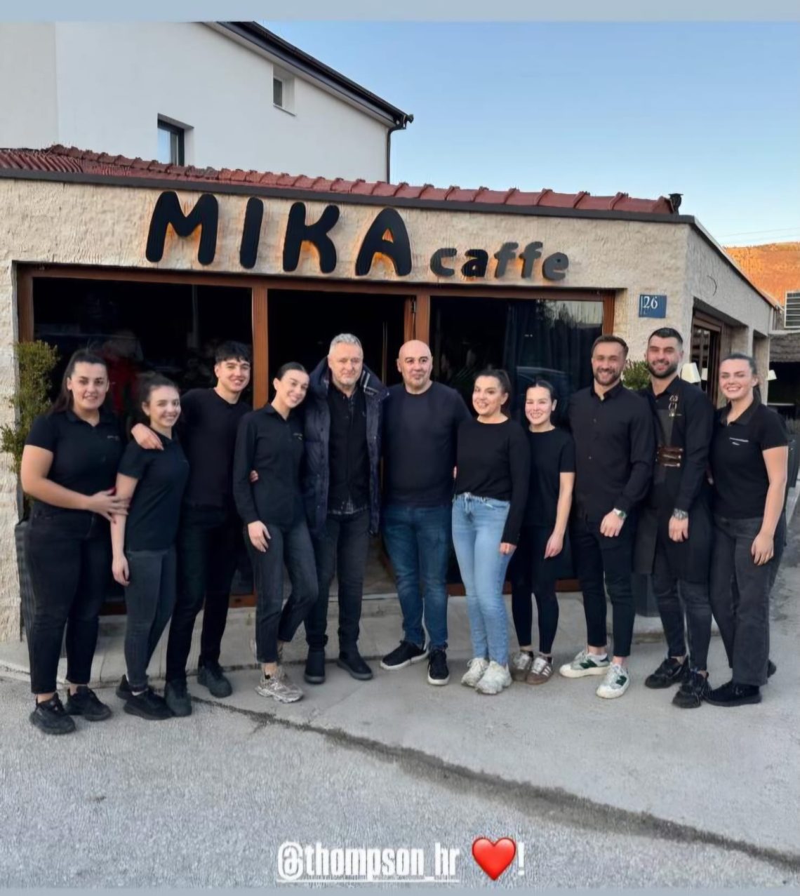 Thompson nakon rasprodanih koncerata u Splitu viđen na Blidinju i u Rakitnu