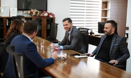 MINISTAR LONČAR ODRŽAO SASTANAK S MINISTRICOM CIVILNIH POSLOVA BIH DUBRAVKOM BOŠNJAK