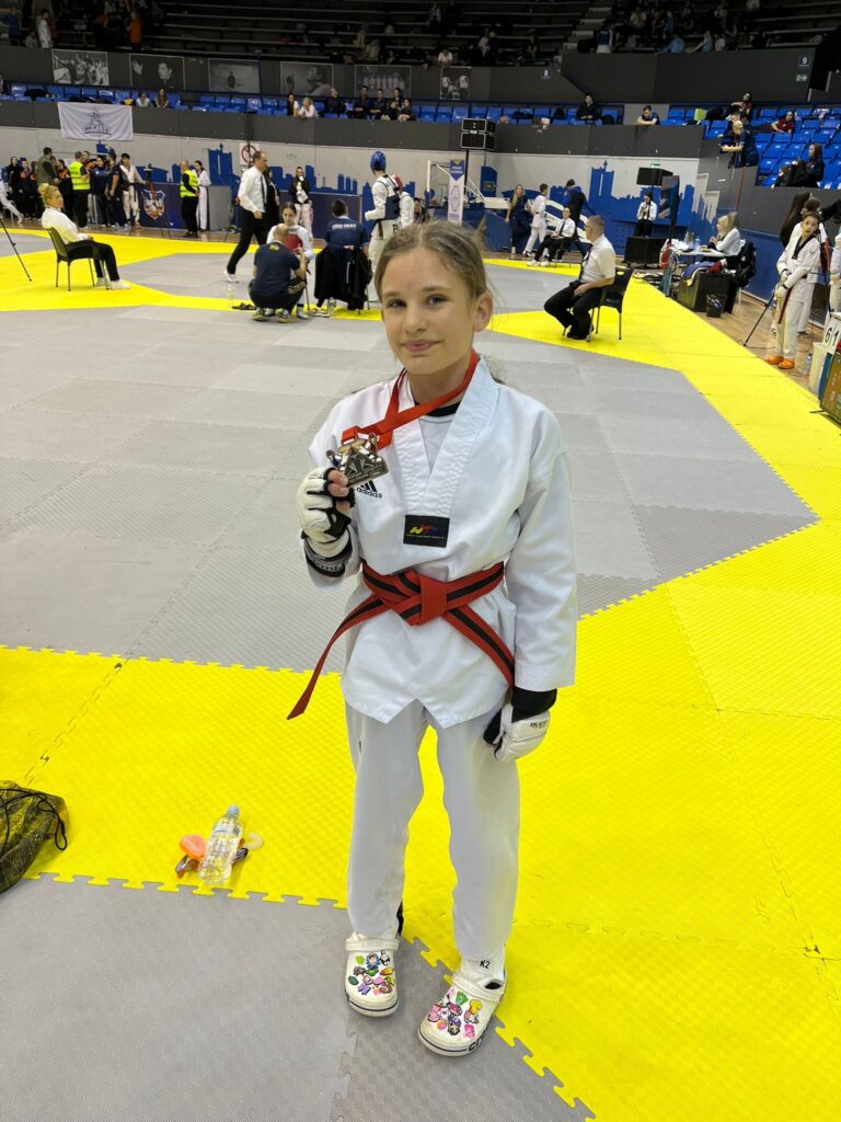 MIJA BEGIĆ BRONČANA U BEOGRADU