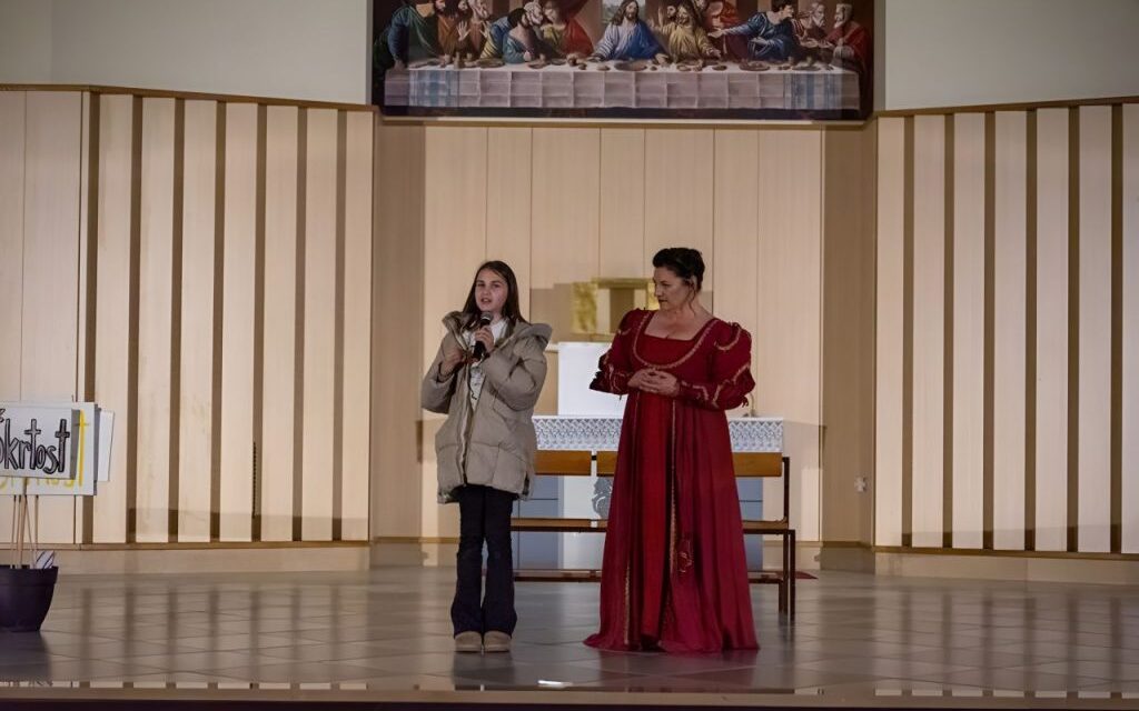 Festival religiozne drame: Izvedena dječja predstava „Niki i anđeo čuvar“