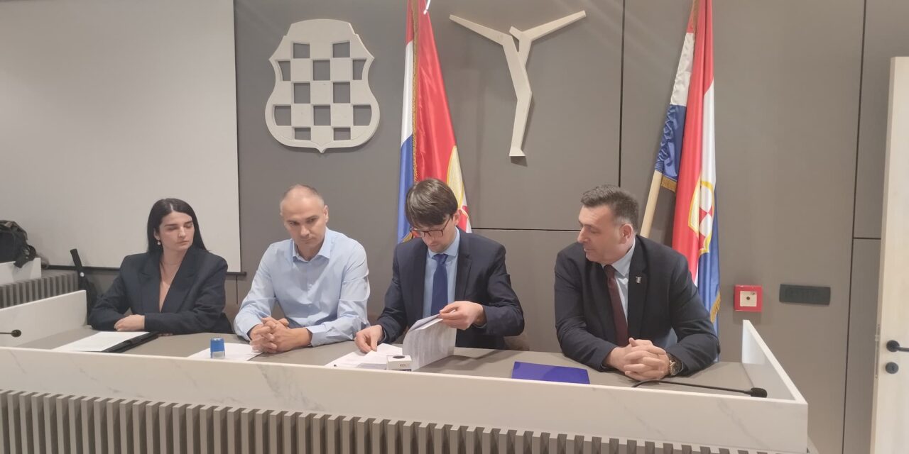 Potpisan kolektivni ugovor predstavnika Vlade ŽZH i Strukovnog sindikata doktora i stomatologa