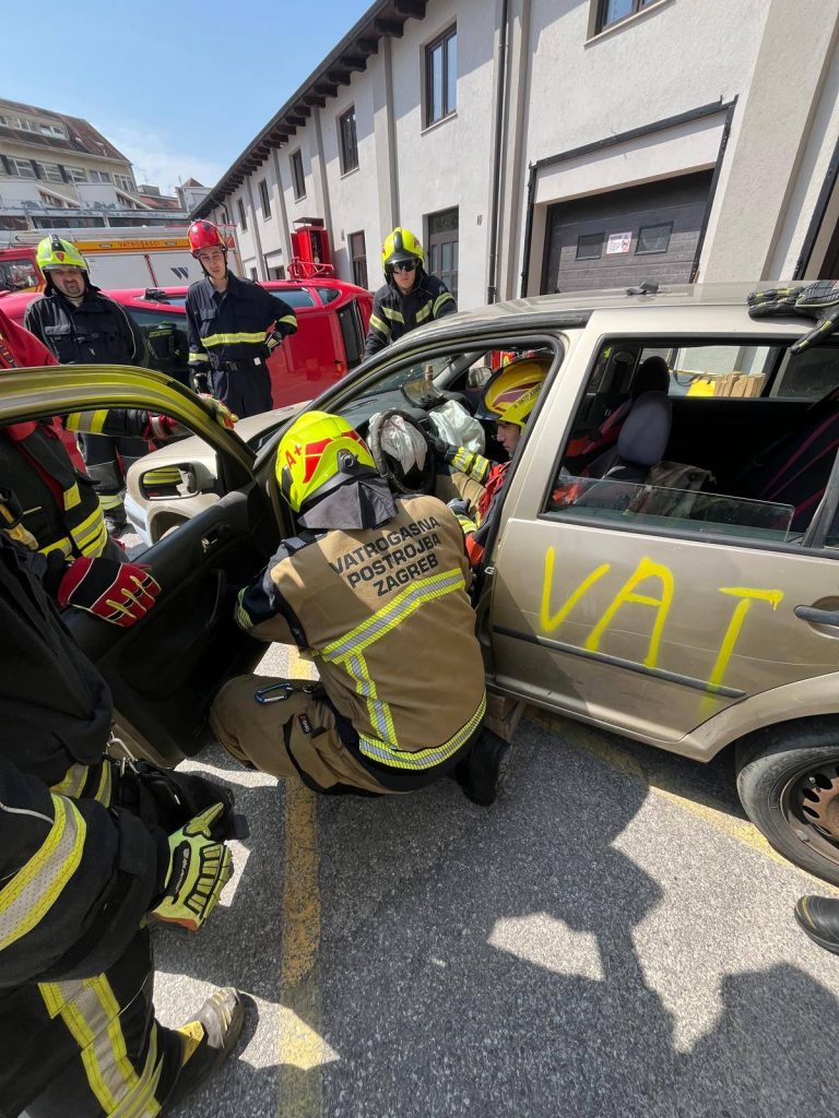 Posuški vatrogasci tri dana na obuci u JVP Zagreb