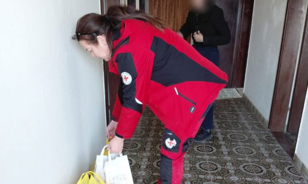 UČENICI I DJELATNICI OSNOVNE ŠKOLE IVANA MAŽURANIĆA U POSUŠJU PRIKUPILI POMOĆ ZA KORISNIKE KUĆNE NJEGE