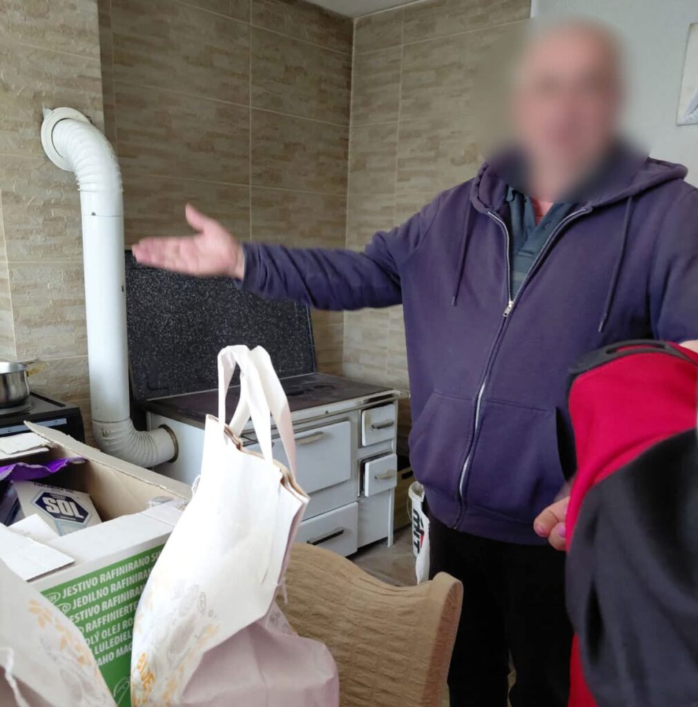 UČENICI I DJELATNICI OSNOVNE ŠKOLE IVANA MAŽURANIĆA U POSUŠJU PRIKUPILI POMOĆ ZA KORISNIKE KUĆNE NJEGE