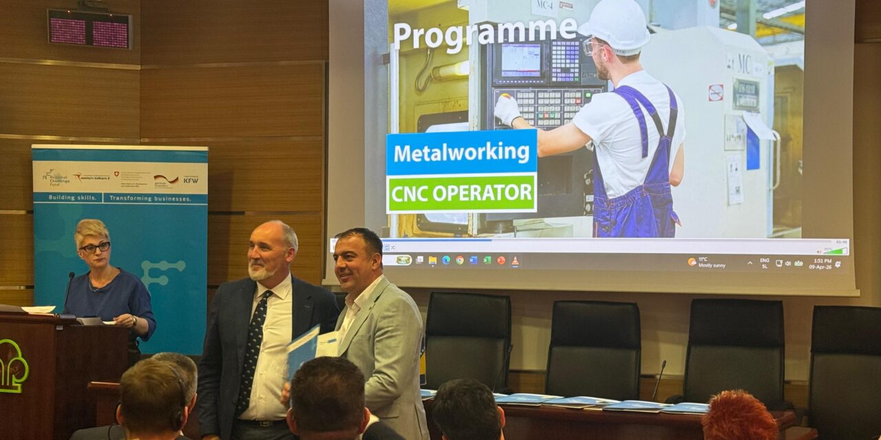 GOTOVO MILIJUN KONVERTIBILNIH MARAKA ZA SREDNJU STRUKOVNU ŠKOLU POSUŠJE