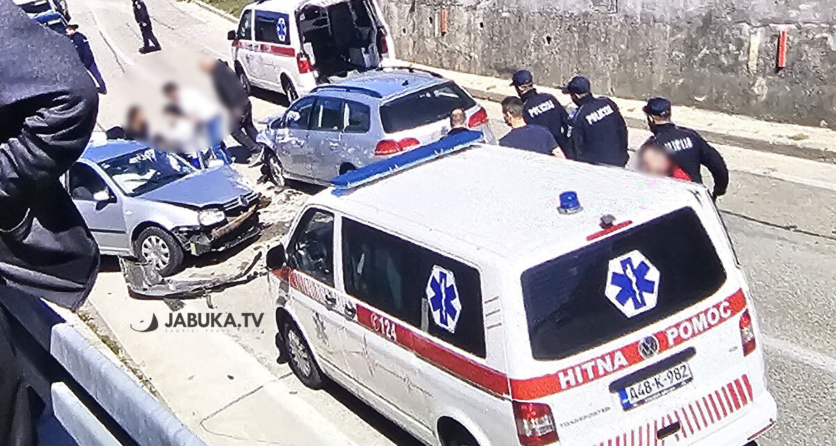 Teži sudar dvaju automobila u Posušju, Hitna pomoć na terenu