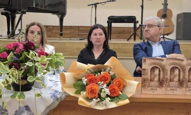 Predstavljene dvije knjige Miljenke Koštro: Svježe „staromodna“ u najpohvalnijem smislu
