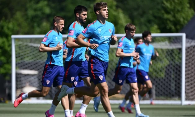 Vatreni odradili posljednji trening prije leta za Dallas