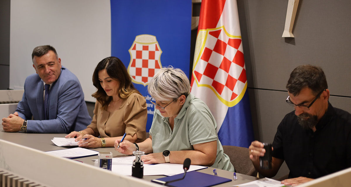 Potpisane Izmjene i dopune kolektivnih ugovora: Nastavnicima u ŽZH plaću raste više od 25%