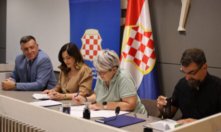 Potpisane Izmjene i dopune kolektivnih ugovora: Nastavnicima u ŽZH plaću raste više od 25%