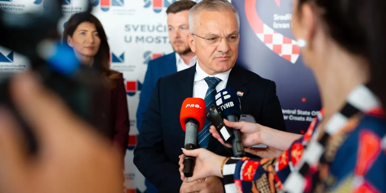 U Mostaru dodijeljene 1784 stipendije Središnjeg državnog ureda za Hrvate izvan RH