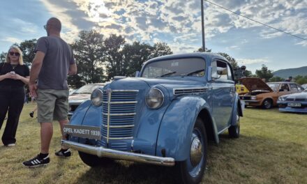 Više od 140 Opel oldtimera iz 11 zemalja na susretu u Posušju