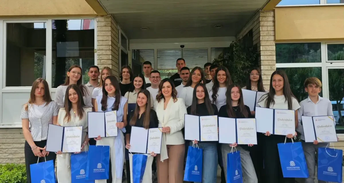 Četvero učenika iz Posušja među najboljima u Županiji