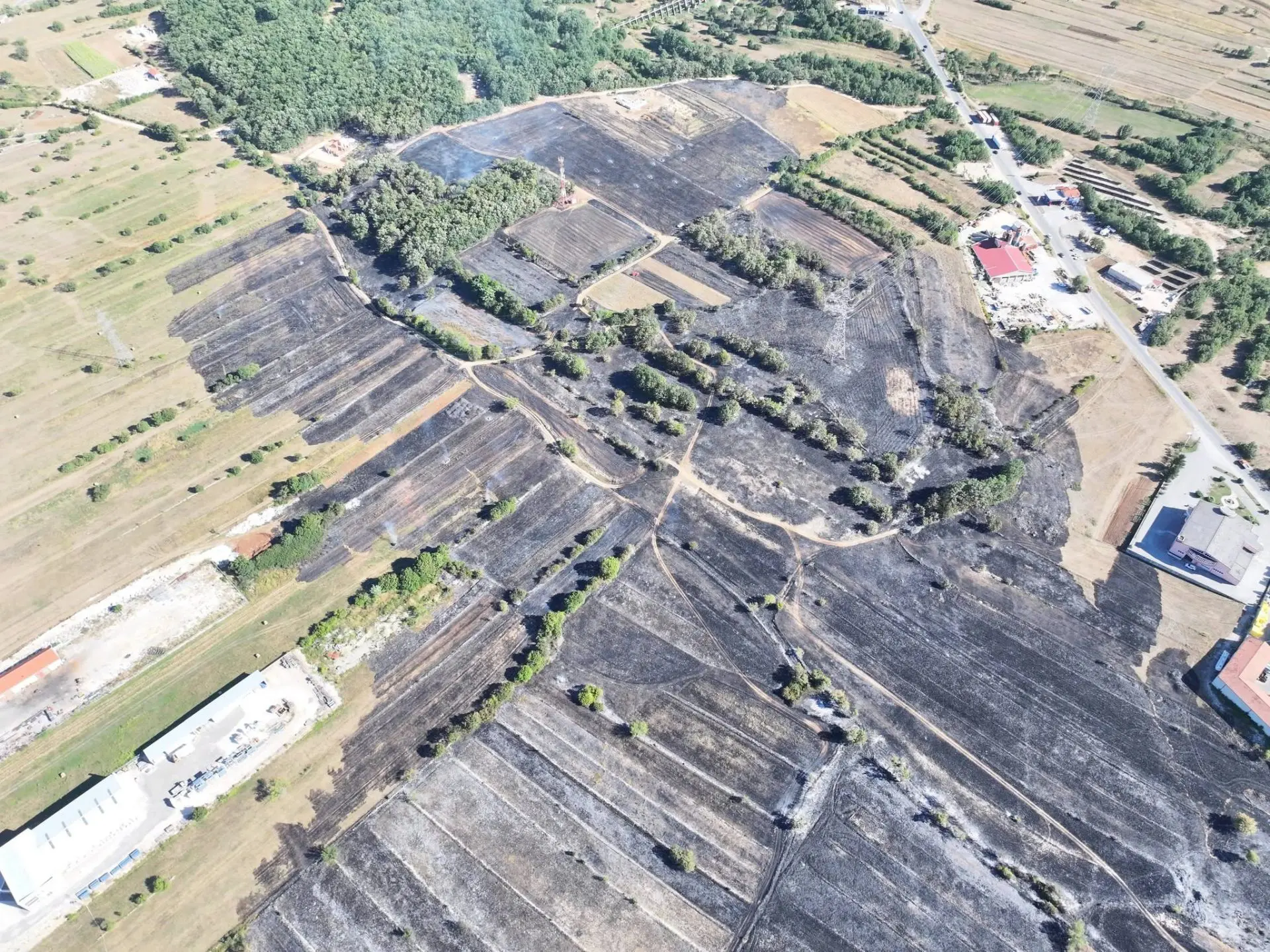 Veliki požar kod Posušja stavljen pod kontrolu: Vatra zahvatila 48 hektara
