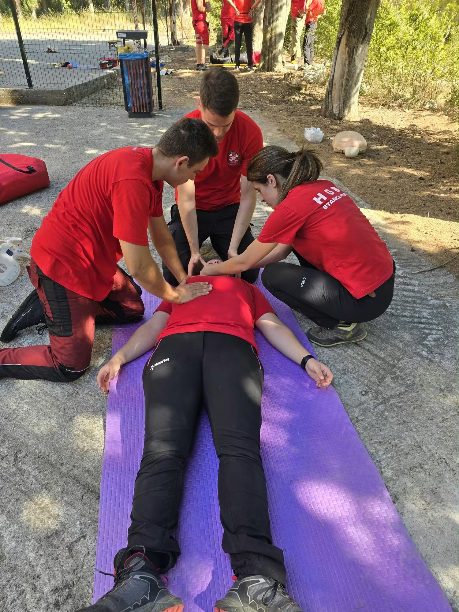ODRŽAN DRUGI OVOGODIŠNJI TEČAJ MEDICINE GORSKOG SPAŠAVANJA