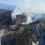 Požar na Čvrsnici širi se na Mali Vilinac i prema Risovcu