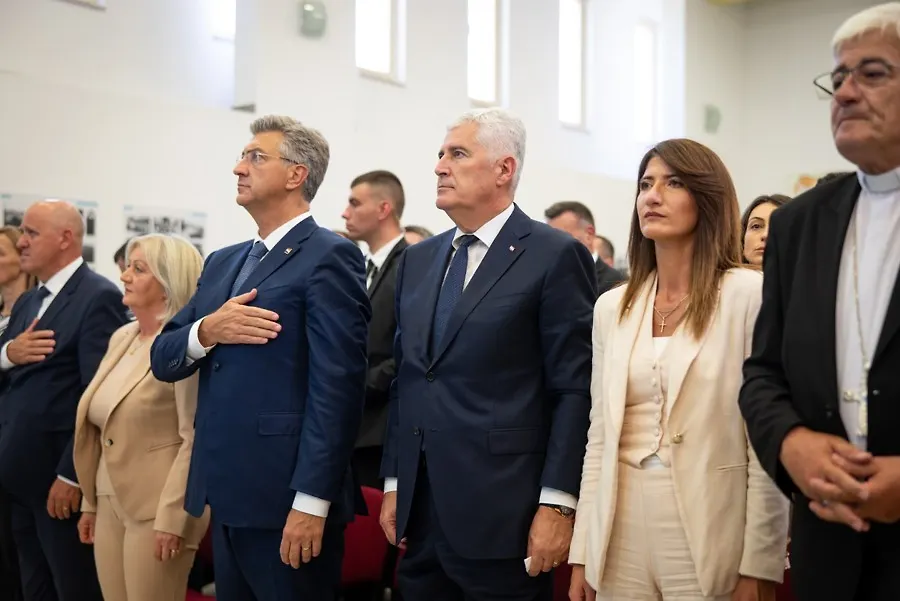 Posušju više od 600.000 eura iz Hrvatske: Novac za dvoranu, školu, ERC i Meljakušu